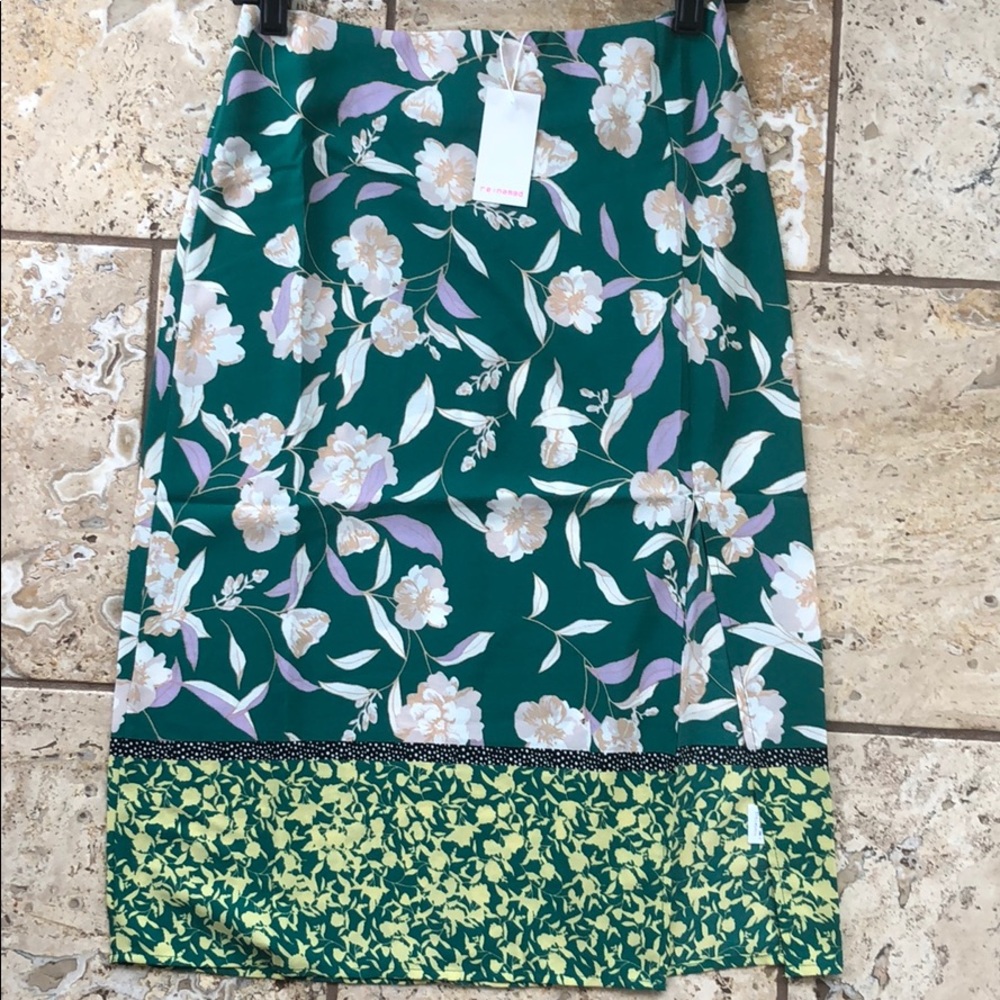 Women’s Skirt Size Small